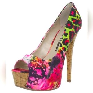 CHINESE LAUNDRY RAINFOREST PINK PLATFORM PUMPS SZ 7 NEW IN BOX